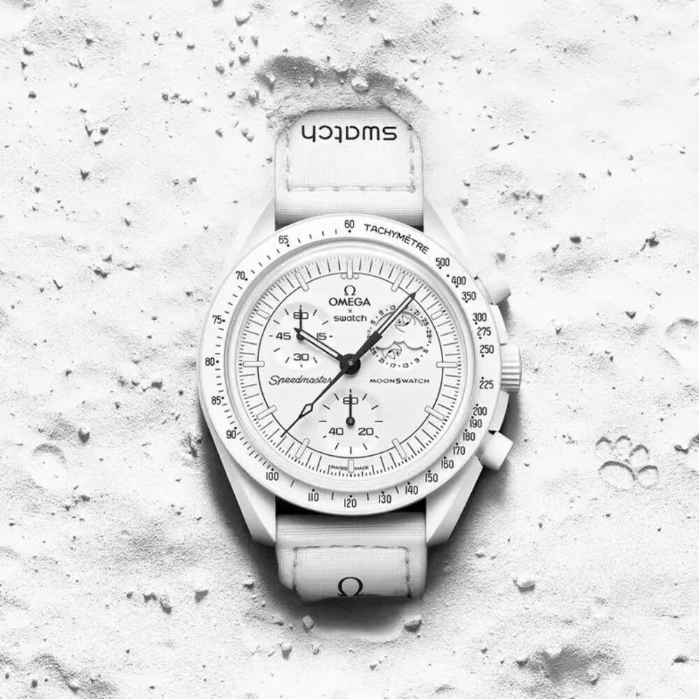 Swatch x Omega co-branded moon phase watch | Snoopy moon landing limited edition